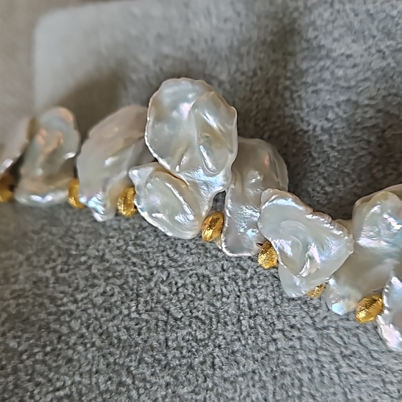 Madeleine Lou Keishi Pearl & Gold Necklace - Picture 4 of 8